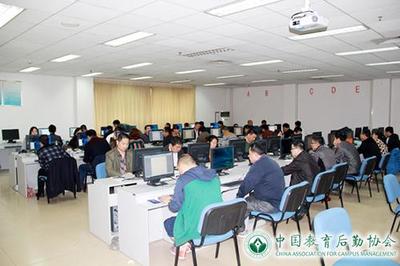 山東理工大學開展信息化技術(shù)培訓(xùn)與計算機信息技術(shù)咨詢服務(wù)